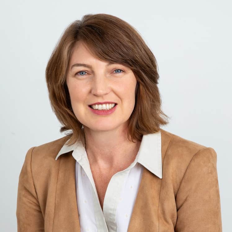 Bronwyn Sach