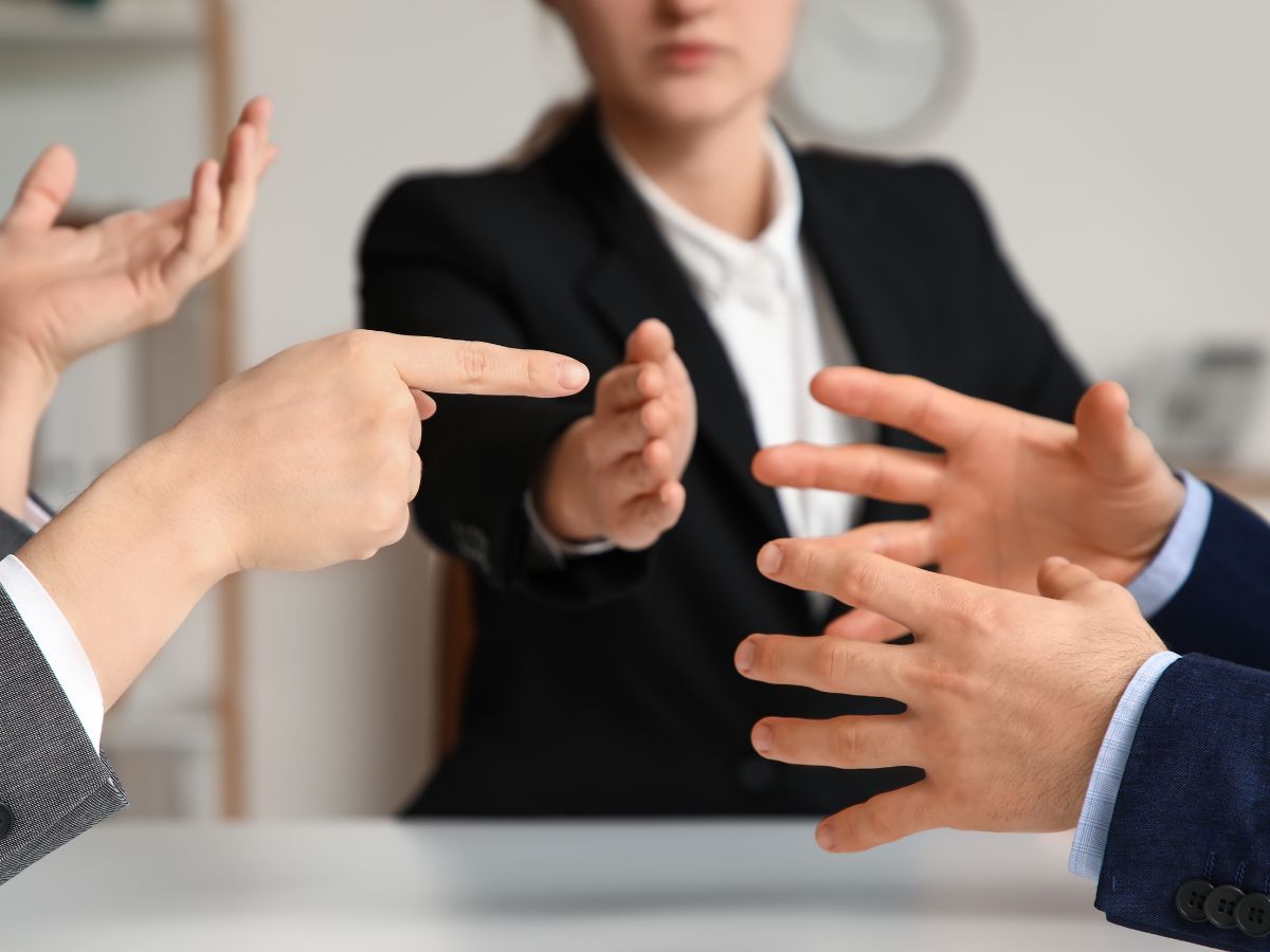 Mediator facilitating discussion and supporting agreement building